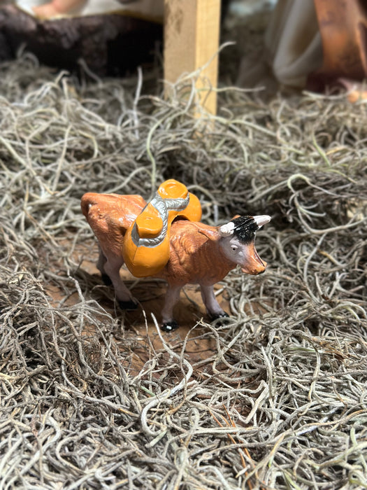 Plastic Bull Figure For Nativity Scene
